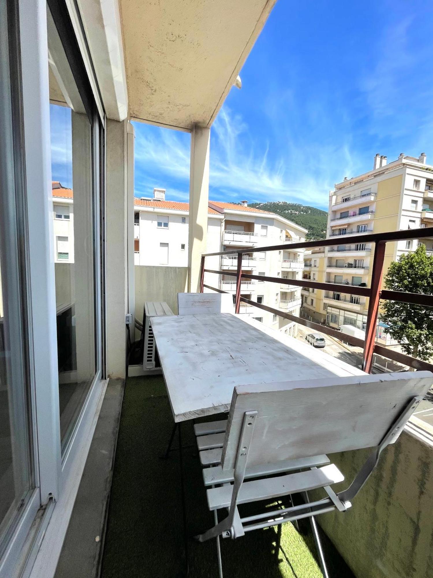 Le Terra-Cota 3 Ch Privees 10' Gare-Port Et Plage, Wfi, Cosy تولون المظهر الخارجي الصورة
